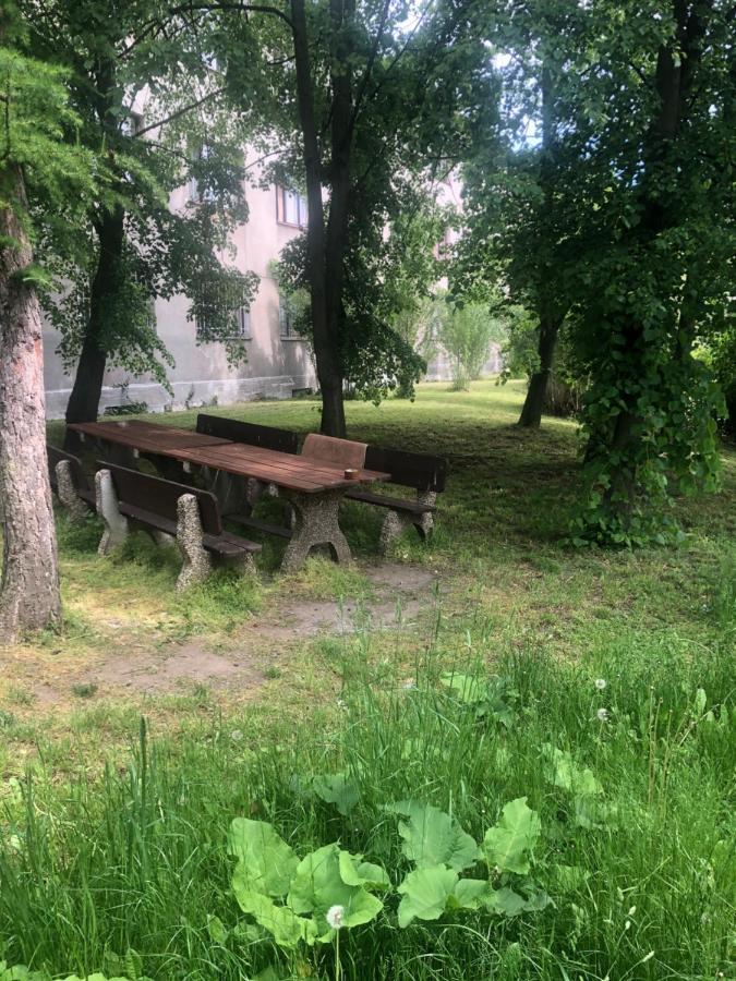 Apartmany - Skolni Chomutov Buitenkant foto