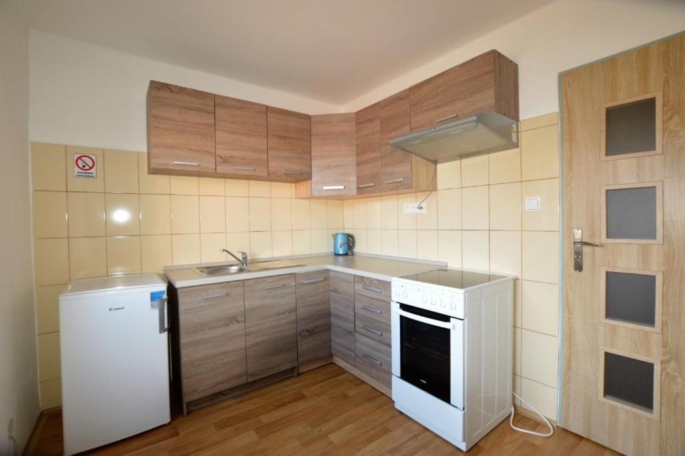 Apartmany - Skolni Chomutov Buitenkant foto