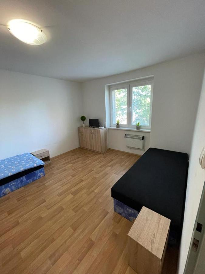 Apartmany - Skolni Chomutov Buitenkant foto