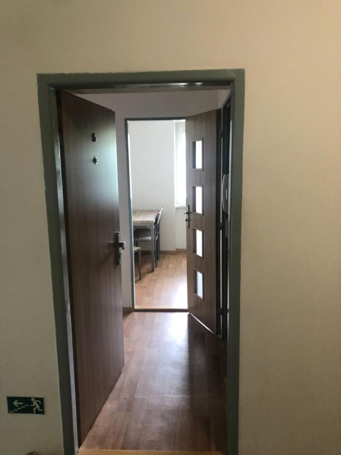 Apartmany - Skolni Chomutov Buitenkant foto