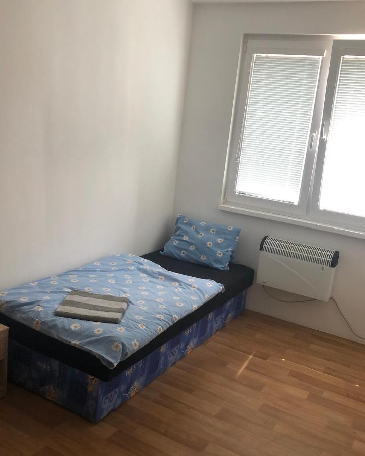 Apartmany - Skolni Chomutov Buitenkant foto