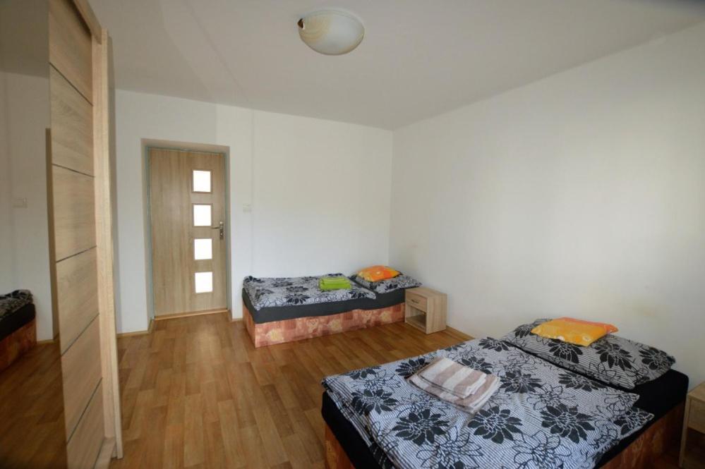 Apartmany - Skolni Chomutov Buitenkant foto